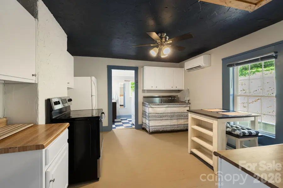 1055 Riverside Drive, Asheville, NC 28804 - #3