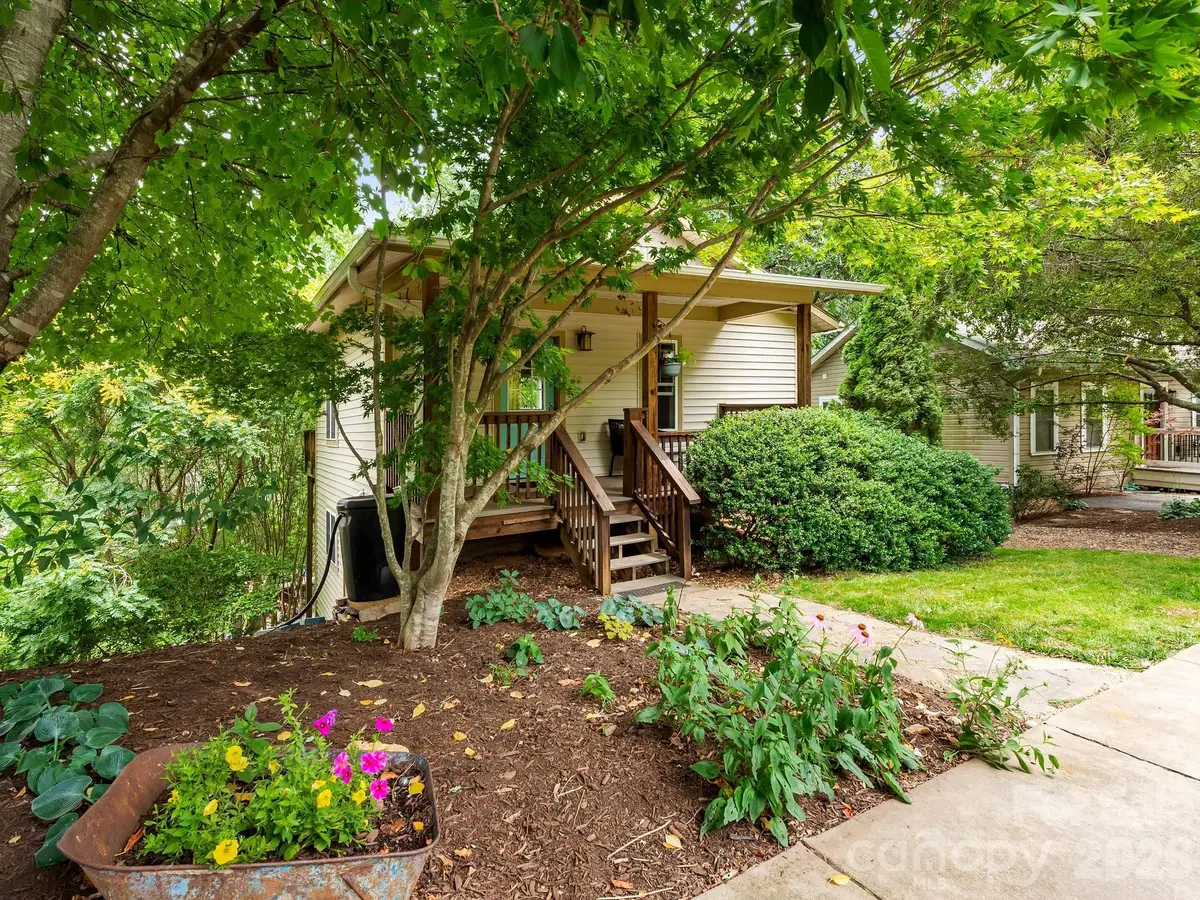 16 Jefferson Drive, Asheville, NC 28801 - #1
