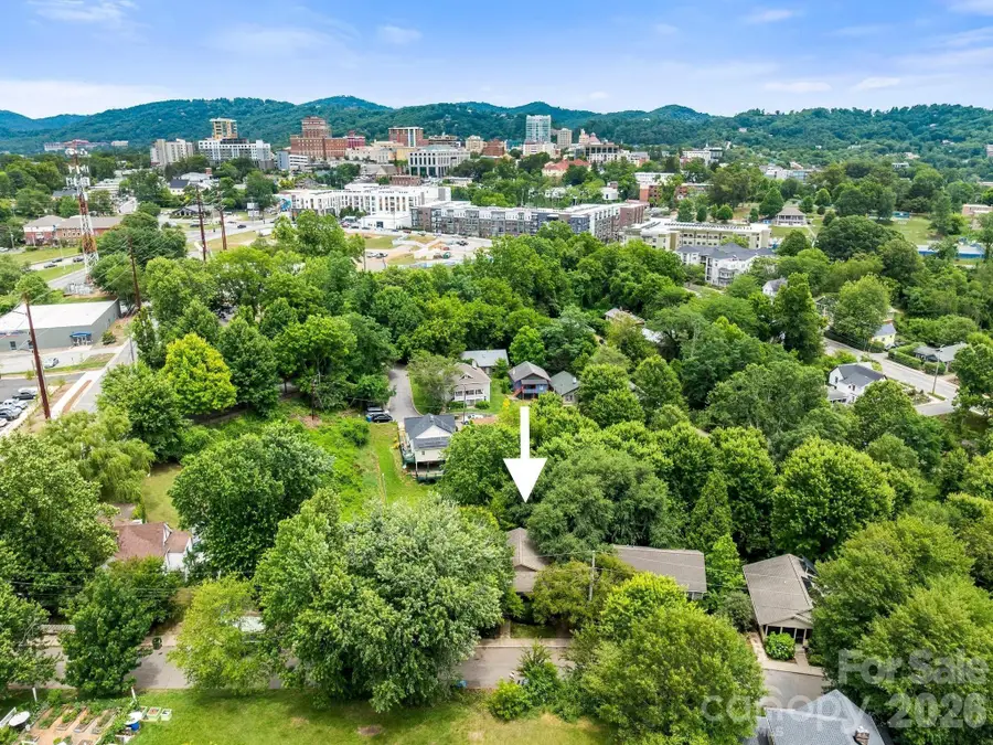 16 Jefferson Drive, Asheville, NC 28801 - #3