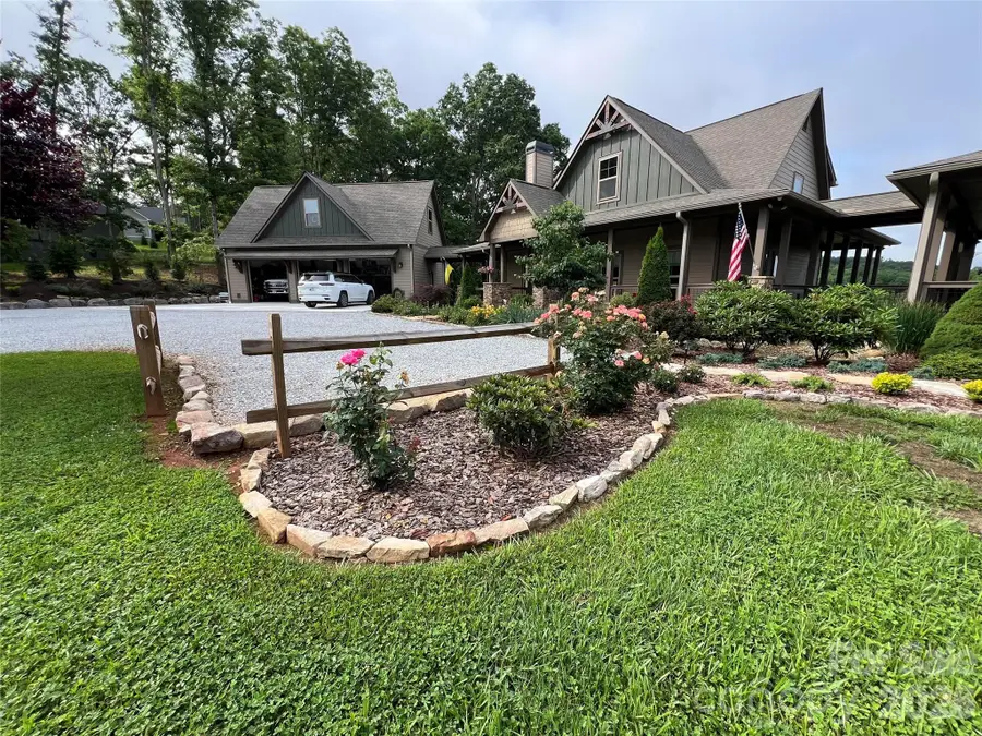 1052 Porter Creek Drive, Franklin, NC 28734 - #2