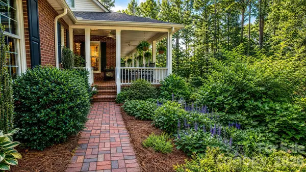 2086 Warrior Fork Trail, Morganton, NC 28655