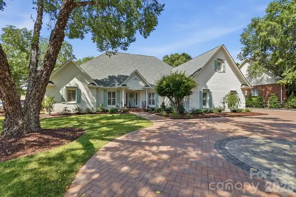 1136 Concord Road, Davidson, NC 28036