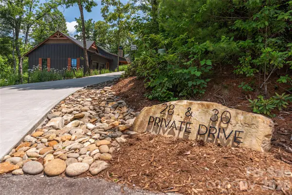 28 & 30 Garren View Drive, Fairview, NC 28730