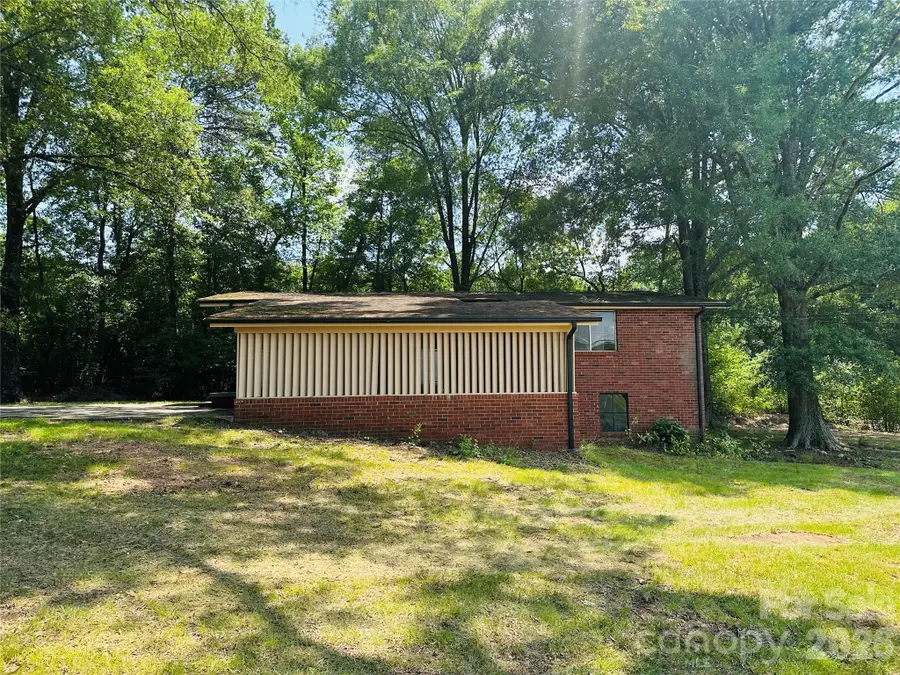 14 Pop Davis Road, Taylorsville, NC 28681 - #2