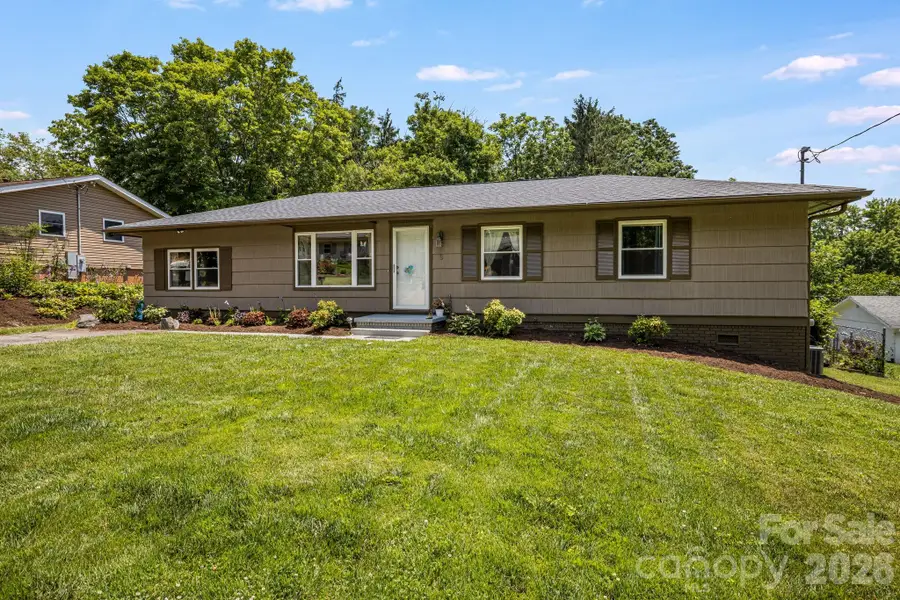 5 Hillview Road, Asheville, NC 28805 - #3