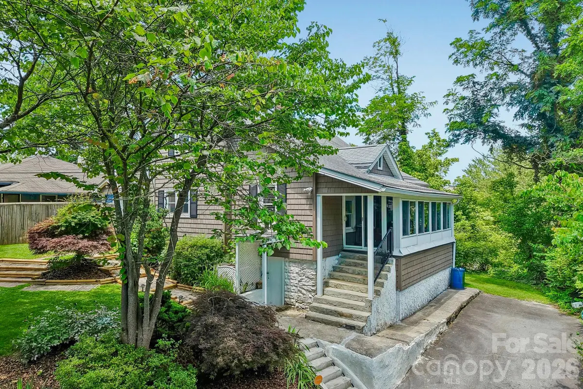 23 Tuskeegee Street, Asheville, NC 28801 - #1