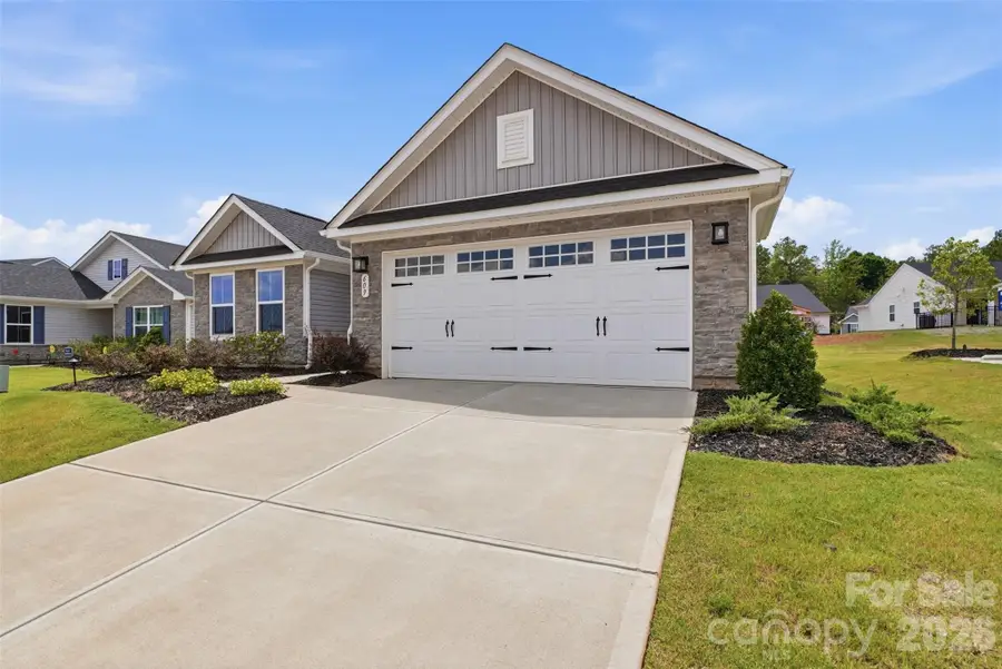 609 Nesbe Street, Lancaster, SC 29720 - #3