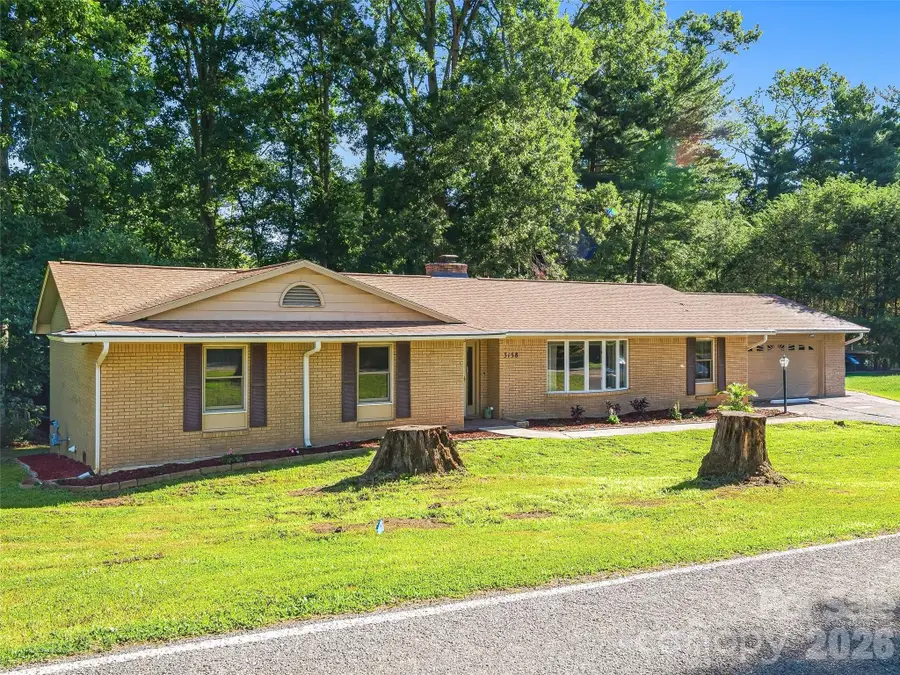 3158 Florida Drive, Hendersonville, NC 28792 - #3