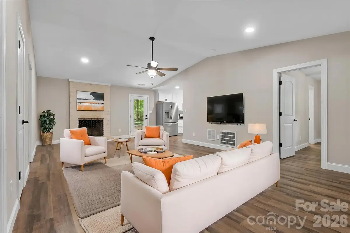 317 Jackson Place, Matthews, NC 28104 - #1