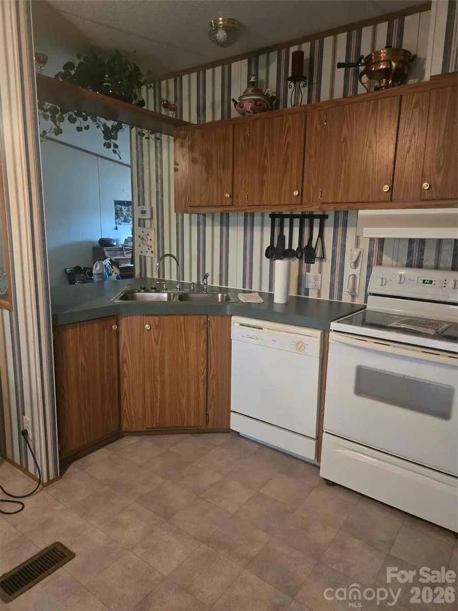 4632 Belvedere Drive, Claremont, NC 28610 - #2