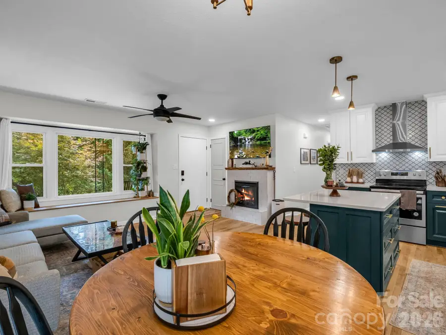 14 Penelope Street, Black Mountain, NC 28711 - #3