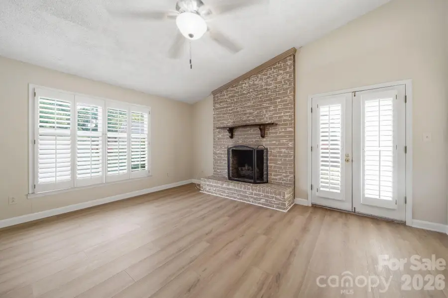 615 Hunter Oak Drive, Kannapolis, NC 28083 - #2