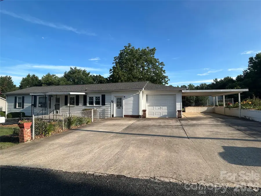 402 E 24th Street, Kannapolis, NC 28083 - #3