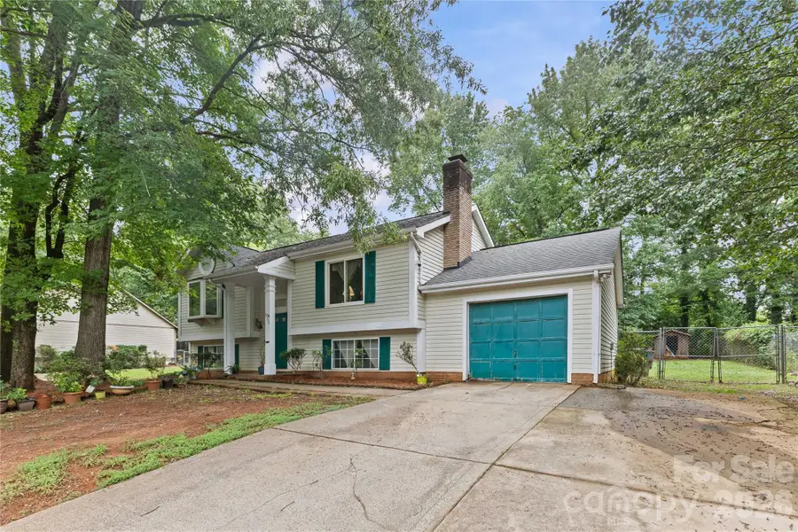 9108 Touchstone Lane, Charlotte, NC 28227 - #2