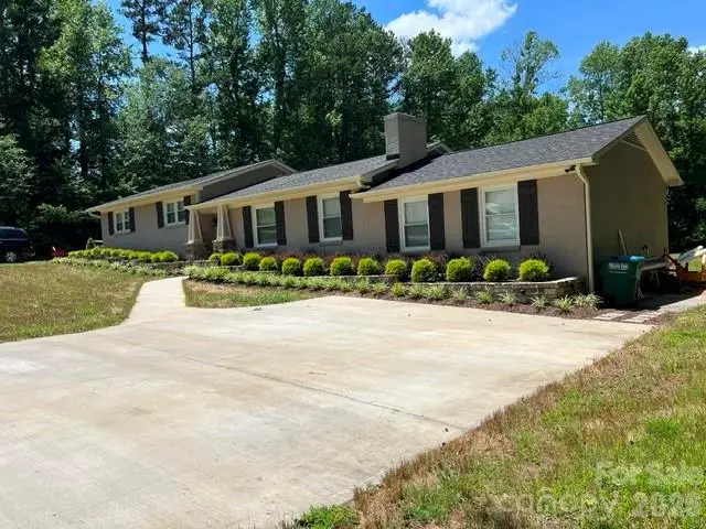 903 N 8th Street, Bessemer City, NC 28016 - #1