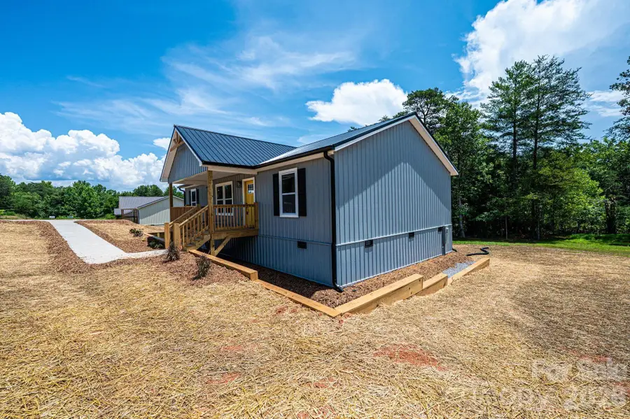 2047 Bailey Drive, Hickory, NC 28601 - #2