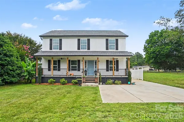 1001 Noles Drive, Mount Holly, NC 28120