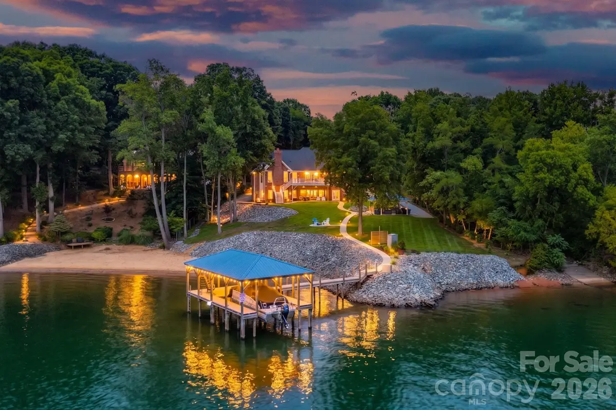 131 Point Of View Drive, Mooresville, NC 28117 - #1