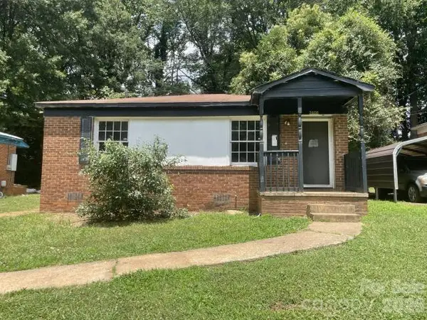 2600 Remington Street, Charlotte, NC 28216