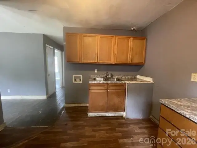 2600 Remington Street, Charlotte, NC 28216 - #3