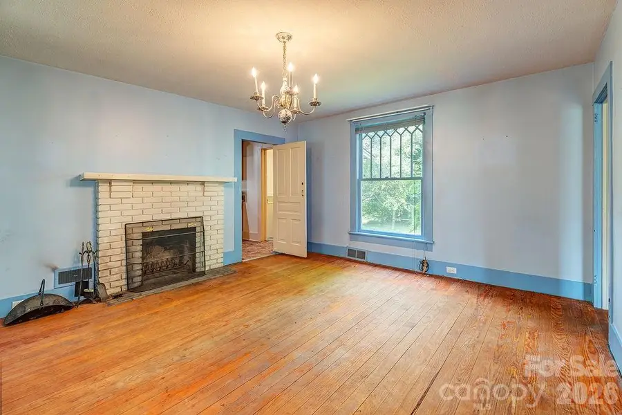 648 Lakeshore Drive, Asheville, NC 28804 - #2