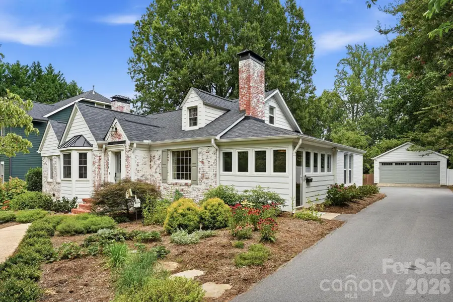 3134 Country Club Drive, Charlotte, NC 28205 - #3