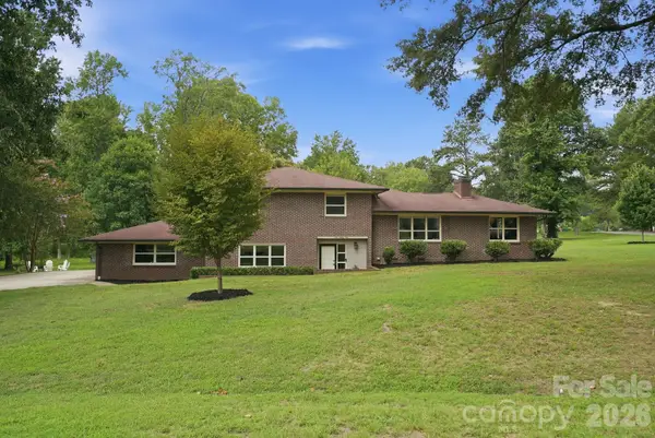 181 Woodlynn Drive, Charlotte, NC 28214