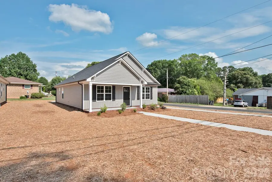 135 Beaver Street, Landis, NC 28088 - #3