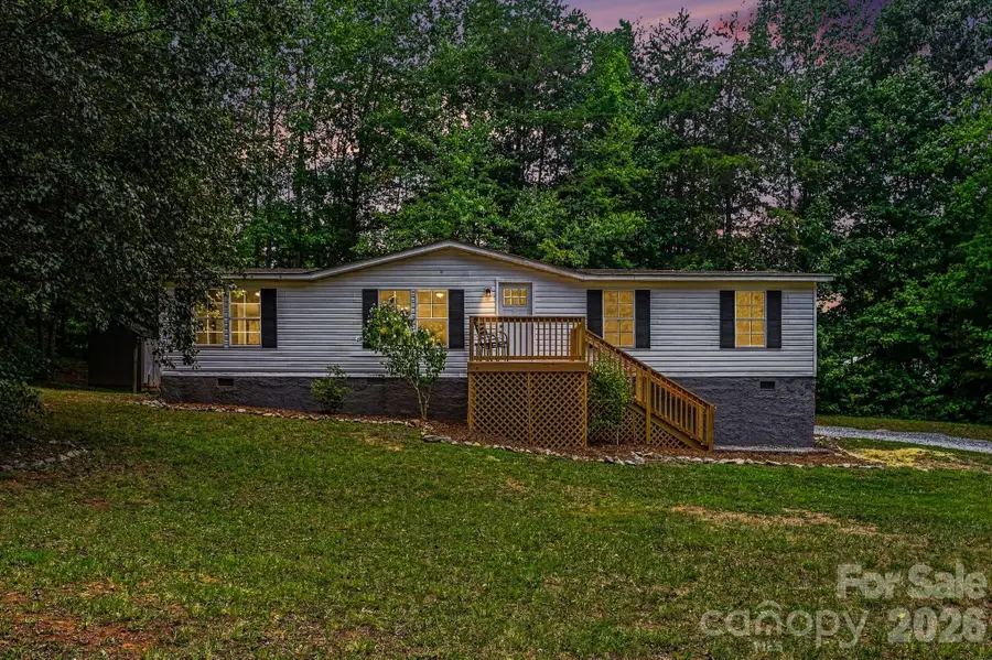 3723 Vickery Drive, Maiden, NC 28650 - #2
