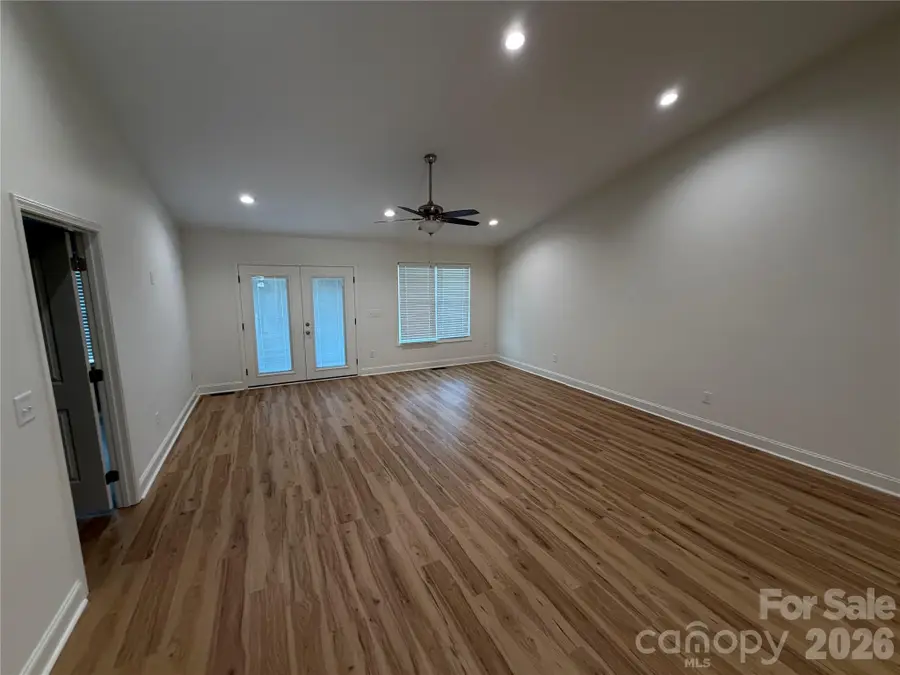 302 E Boyd Street #Unit D, Maiden, NC 28650 - #3