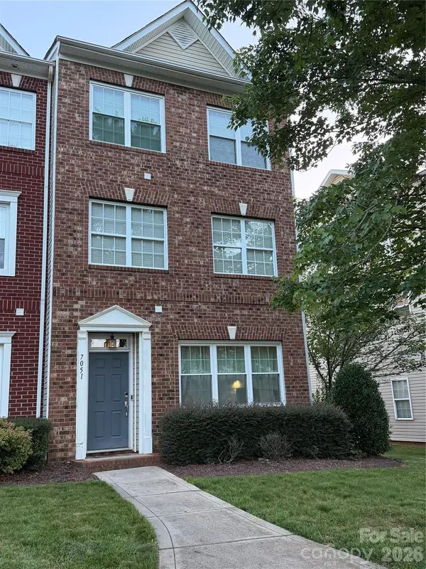 7051 Brighton Park Drive, Charlotte, NC 28227