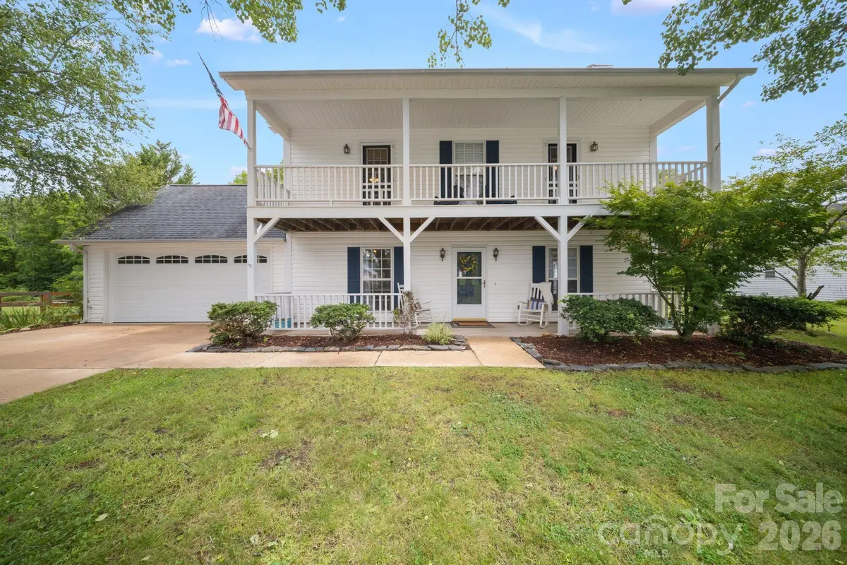 1040 Thorncrest Drive, Fletcher, NC 28732 - #1
