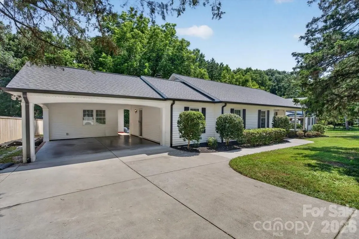 4124 Bridgewood Lane, Charlotte, NC 28226 - #1