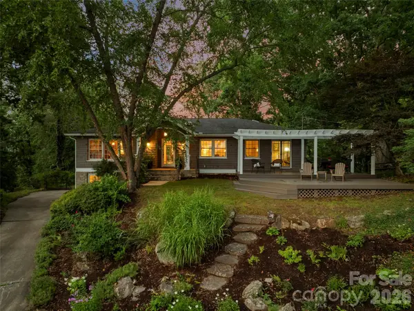 528 N Griffing Boulevard, Asheville, NC 28804