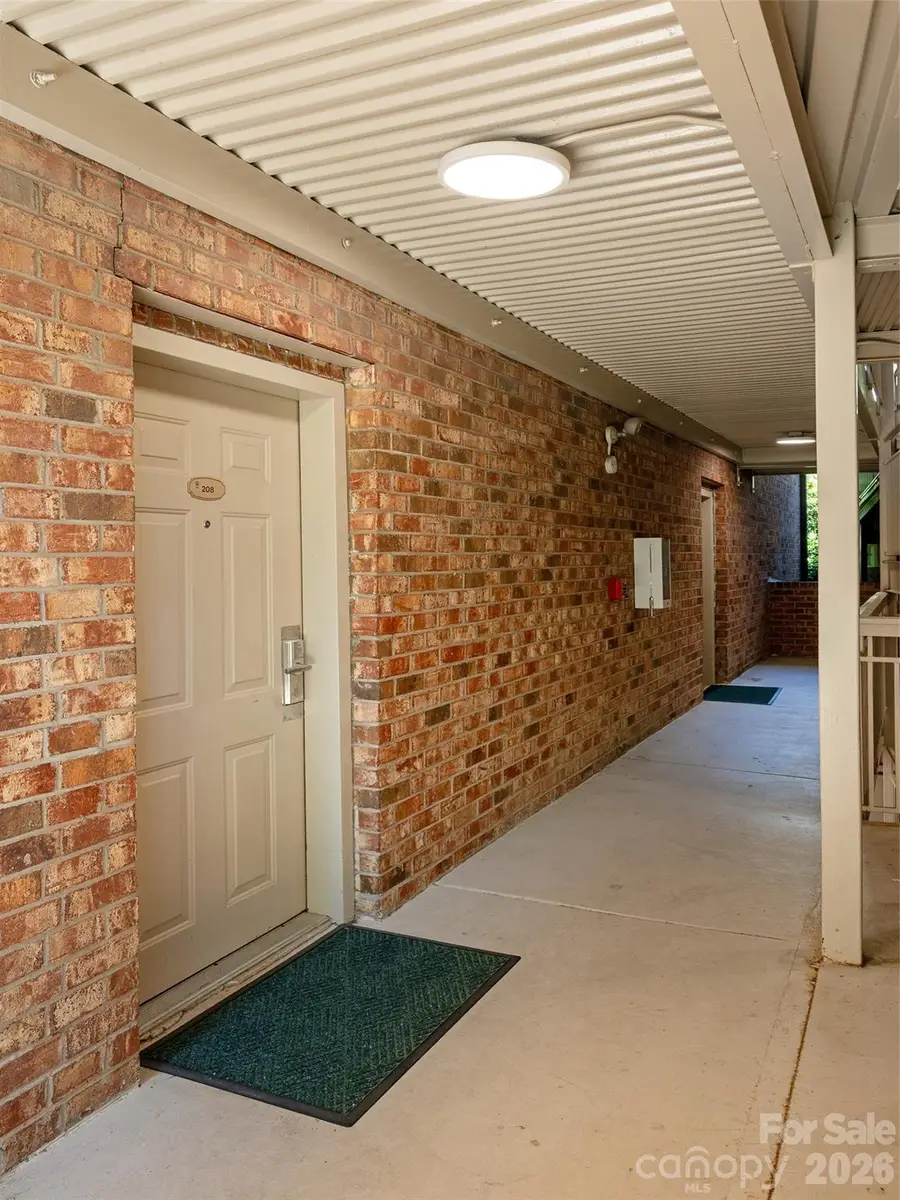 208 Bowling Park Road #208, Asheville, NC 28803 - #3