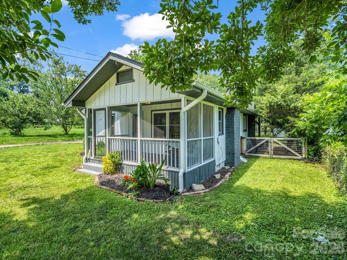 112 Resort Street #6, Hendersonville, NC 28792 - #1