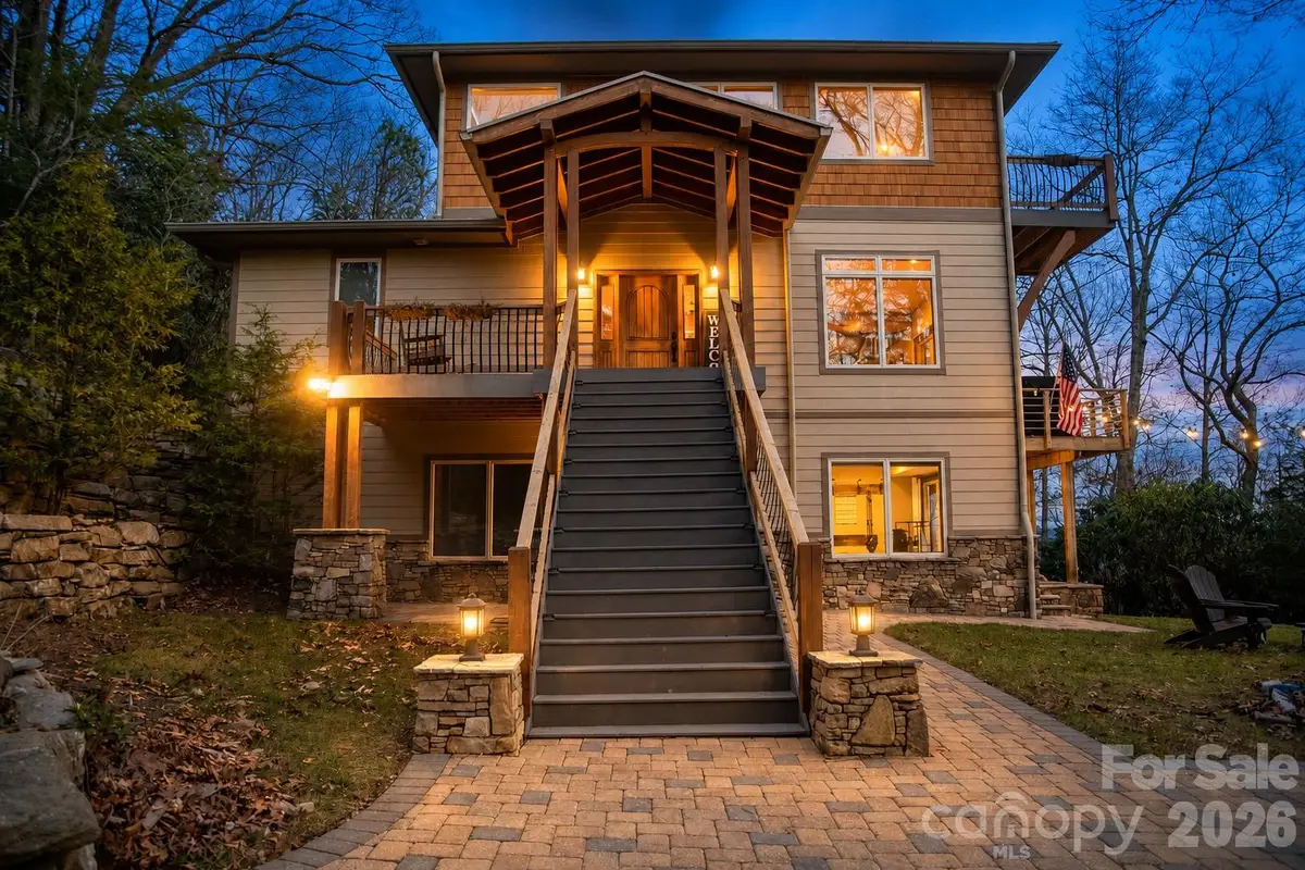 425 Flat Top Mountain Road, Fairview, NC 28730 - #1