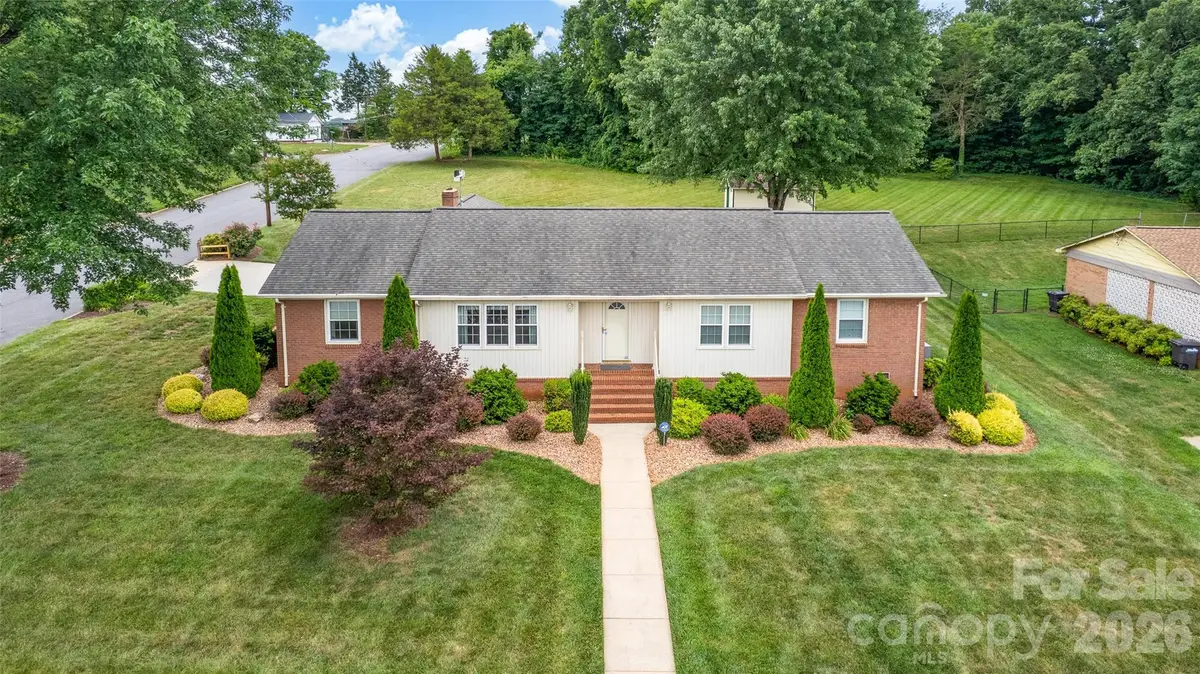 1508 Mount Vernon Avenue, Statesville, NC 28677 - #1