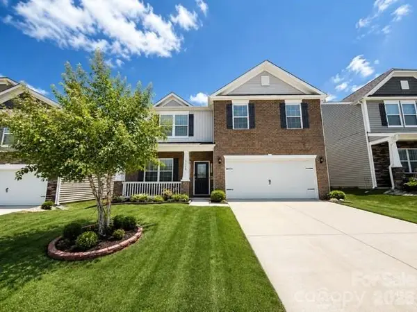 5120 Briscoe Drive, Charlotte, NC 28214