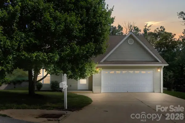 50 Ridgeland Lane, Asheville, NC 28805
