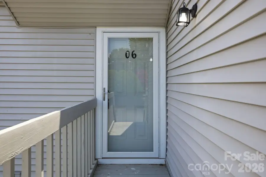 1050 21st Avenue Nw #6, Hickory, NC 28601 - #3