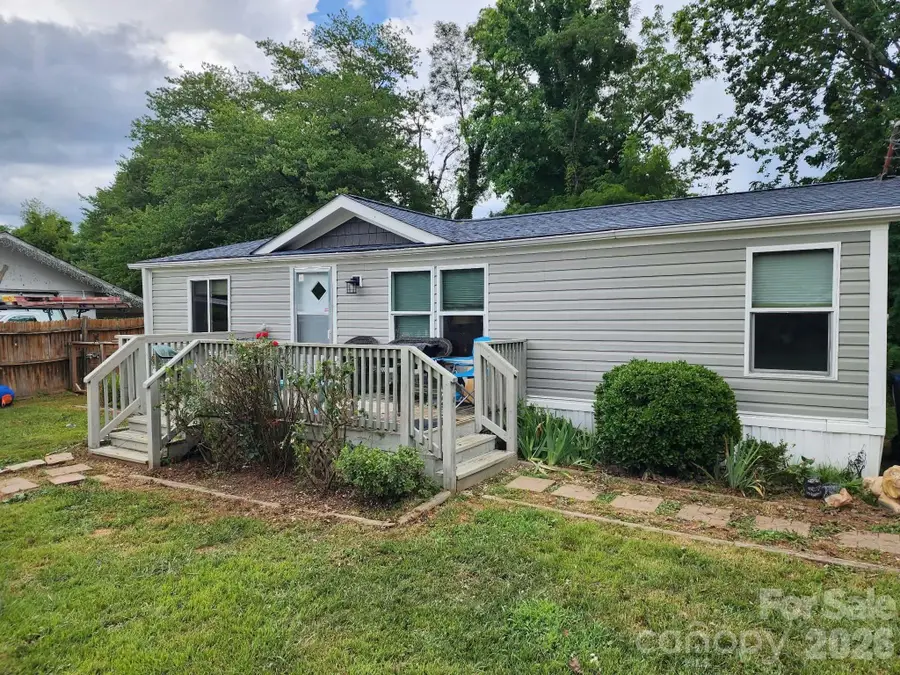 345 Hyatt Street, Waynesville, NC 28786 - #2