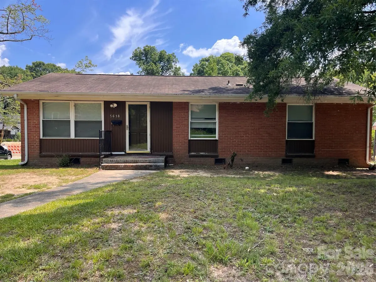 5618 Snow White Lane, Charlotte, NC 28213 - #1