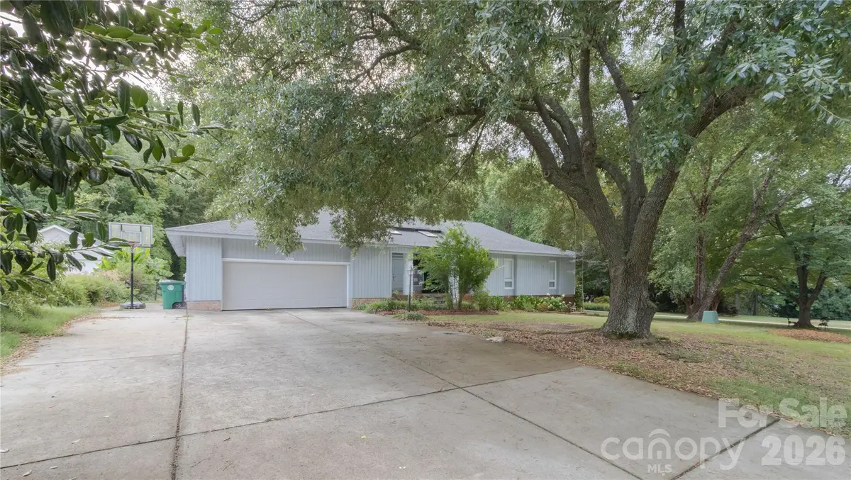 19330 Yachtman Drive, Cornelius, NC 28031 - #1