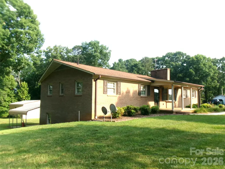 5934 St Peters Church Road, Conover, NC 28613 - #3