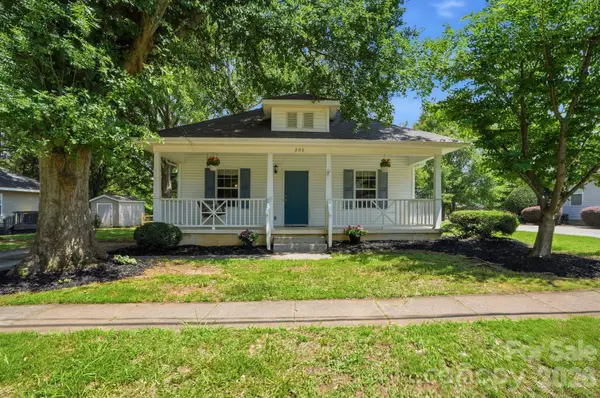 206 Sixth Street, Belmont, NC 28012