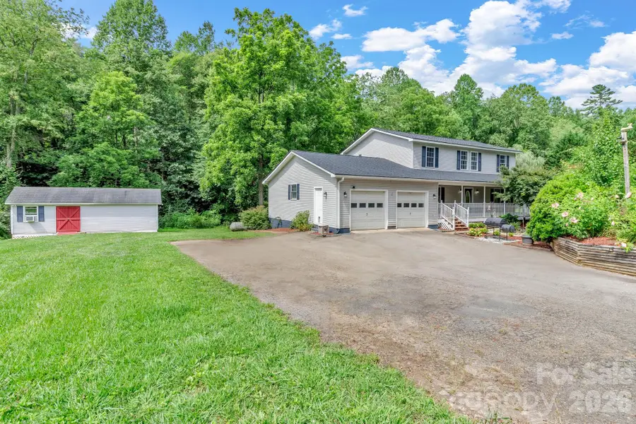 11 Aquarian Way, Leicester, NC 28748 - #2