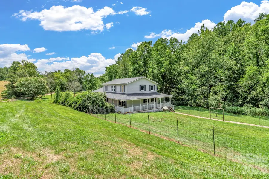 11 Aquarian Way, Leicester, NC 28748 - #3