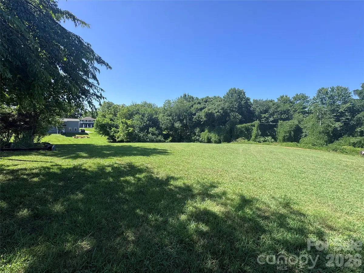 000 Miller Avenue, Marion, NC 28752 - #1