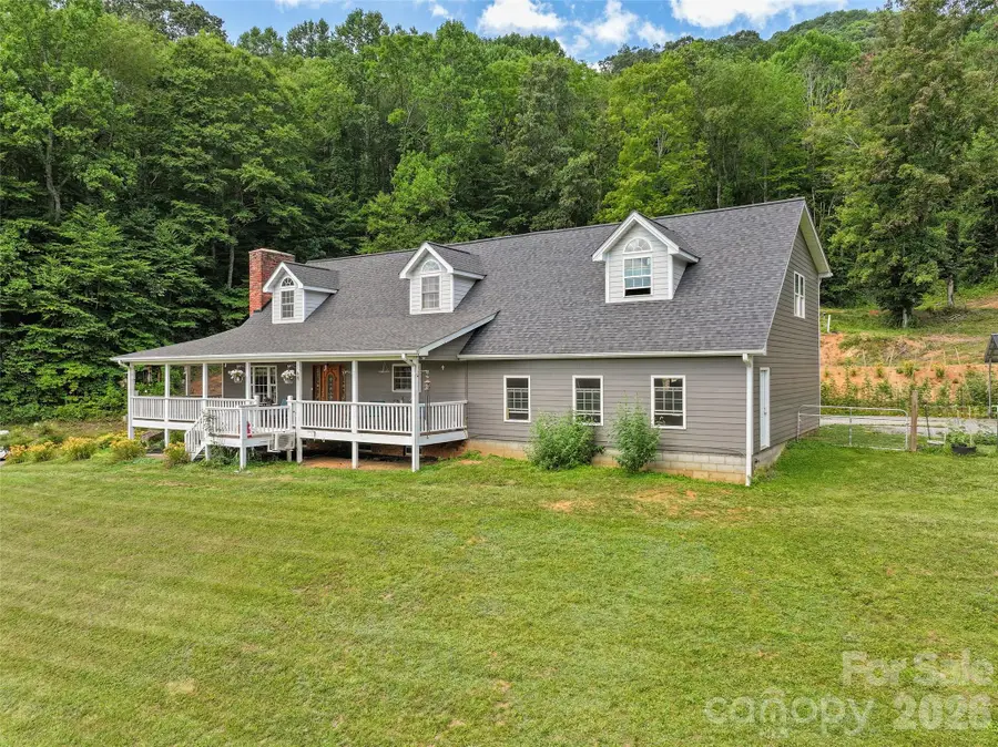 81 Aldens Way, Clyde, NC 28721 - #3